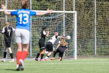 Bild 365 - wBJ SH-Pokalfinale  Holstein-Kiel - SV Viktoria : Ergebnis: 1:0